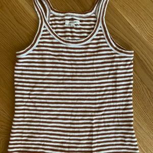 Very cute comfy and stretchy tank top